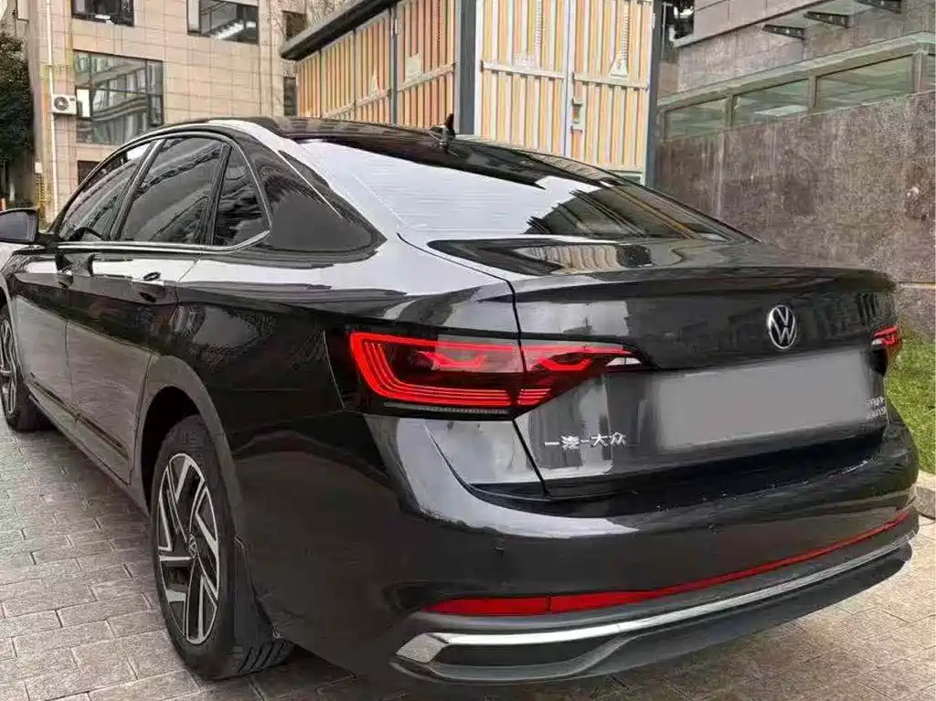 Volkswagen Sagitar — миниатюра 7
