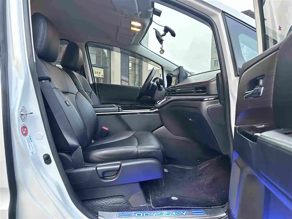 Honda Odyssey — миниатюра 14