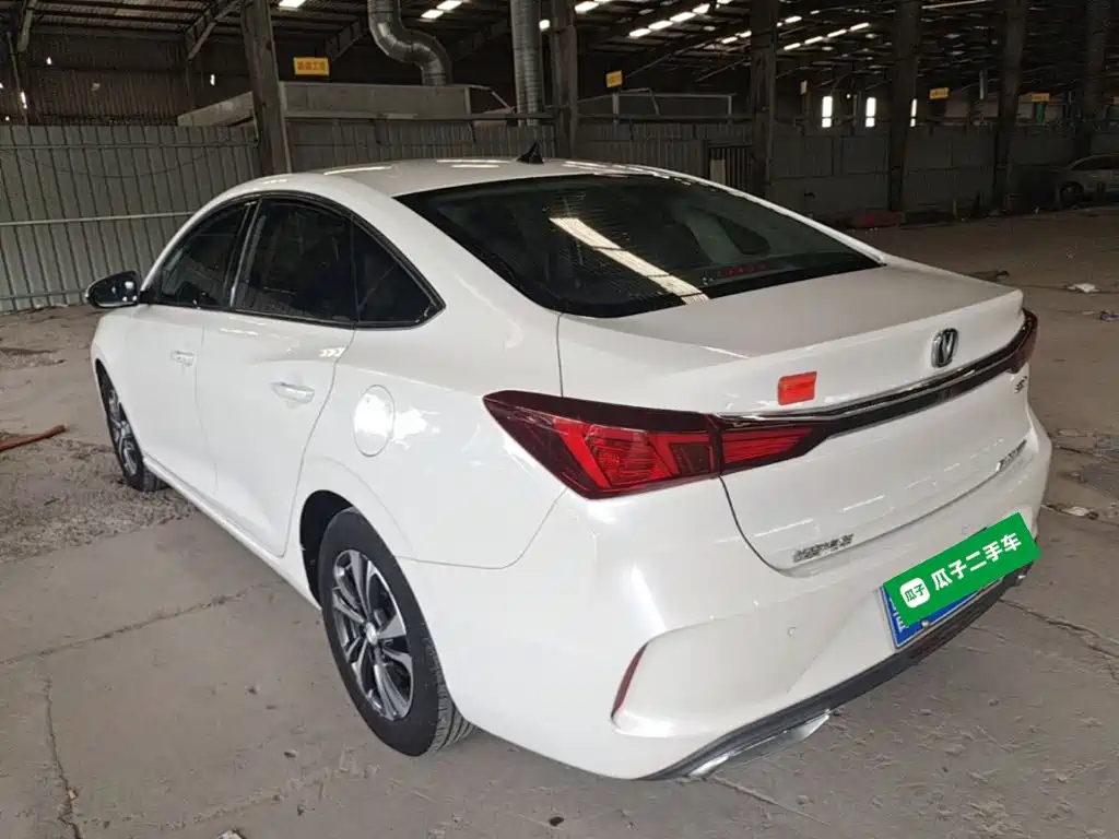 Changan Eado — миниатюра 5