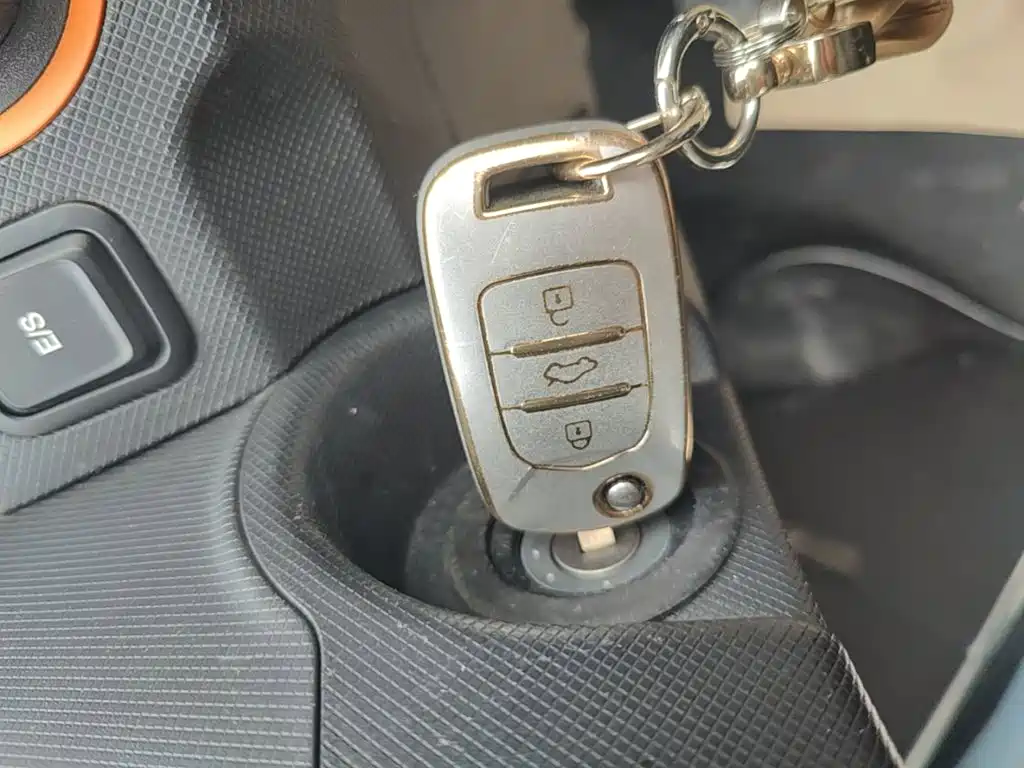Wuling MINIEV — миниатюра 9