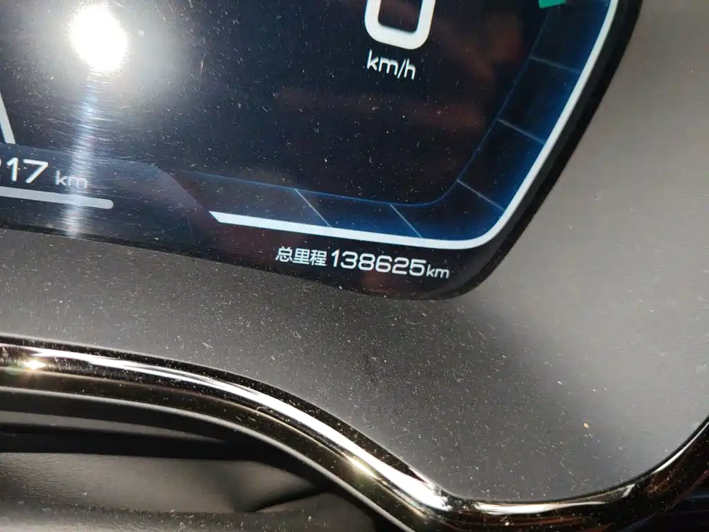 BYD Han — миниатюра 5