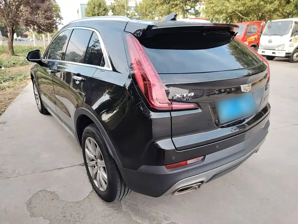 Cadillac XT4 — миниатюра 5