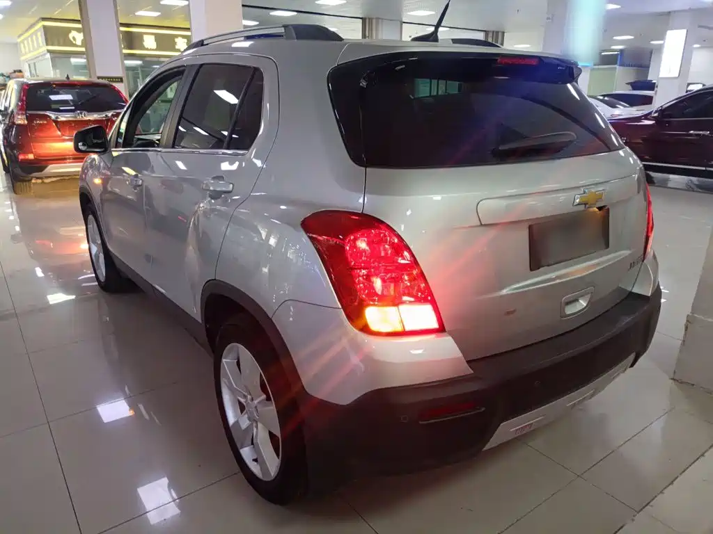 Chevrolet Trax — миниатюра 23