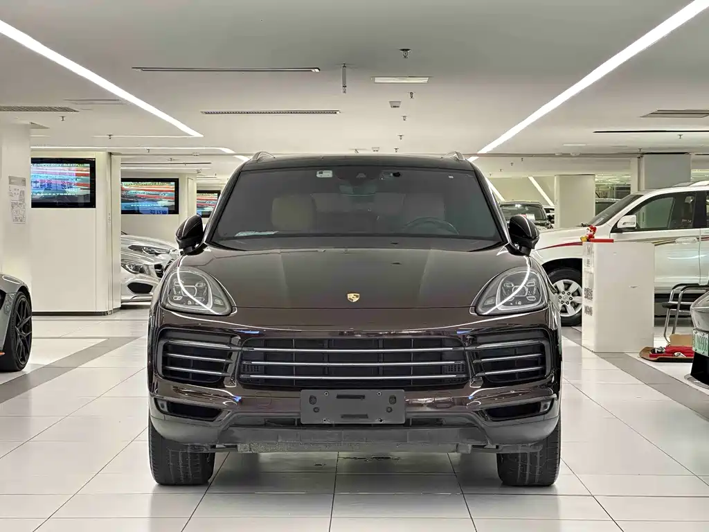 Porsche Cayenne — миниатюра 2