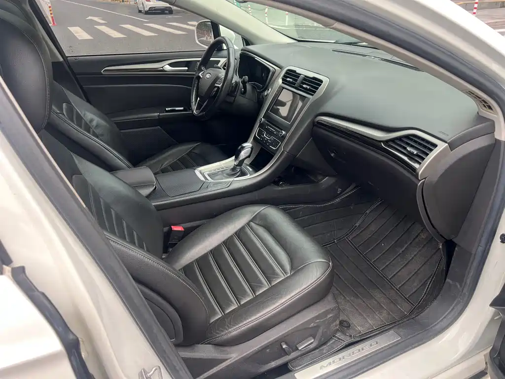 Ford Mondeo — миниатюра 13