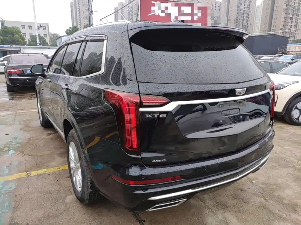 Cadillac XT6 — миниатюра 5