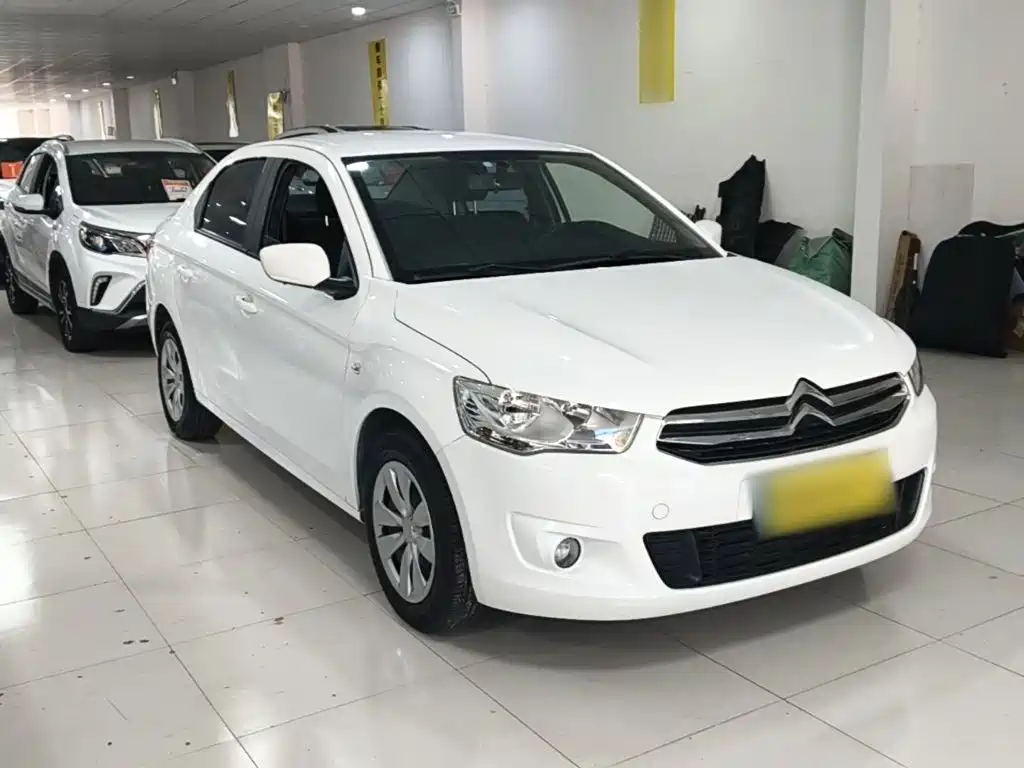 Citroen Elysee — миниатюра 4