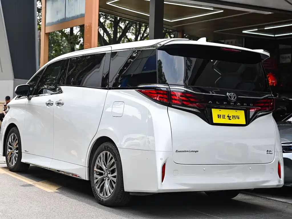 Toyota Alphard 2023 2.5L Premium