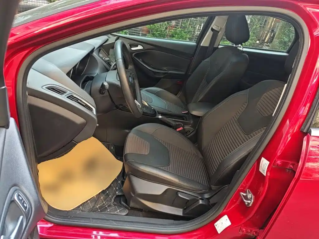 Ford Focus — миниатюра 15