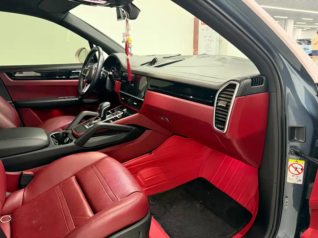 Porsche Cayenne 2019 Cayenne 3.0T