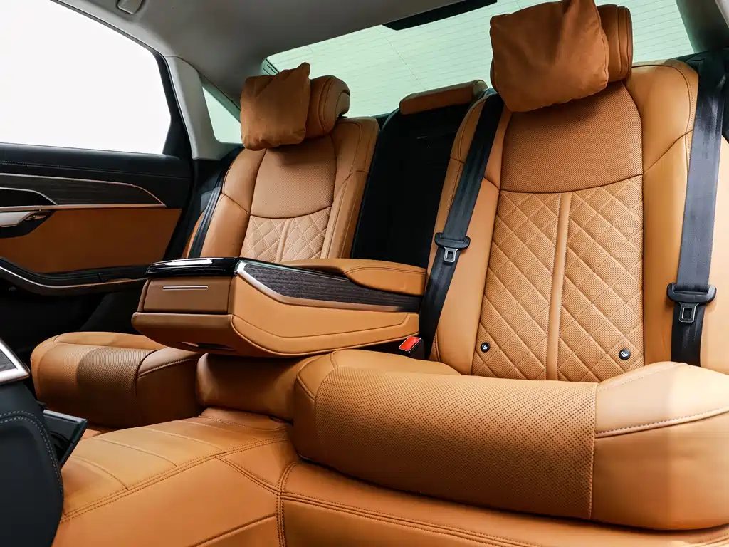 Audi A8 — миниатюра 11