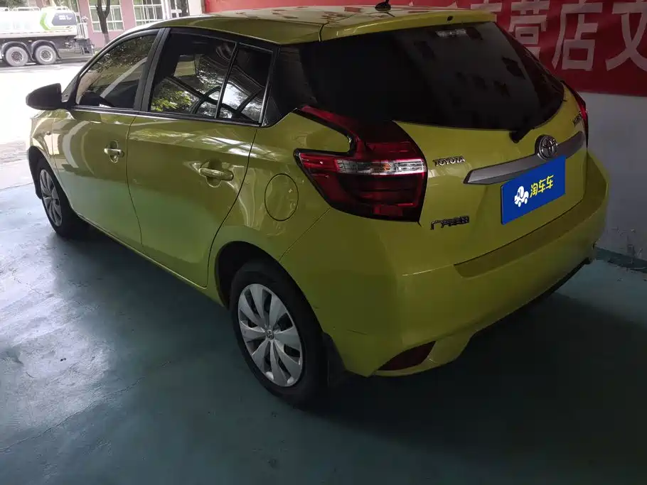 Toyota Yaris L — миниатюра 3