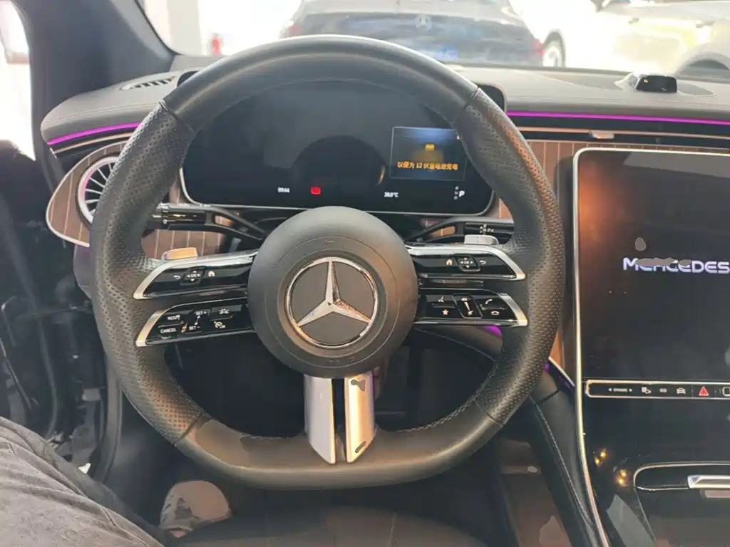 Mercedes-Benz EQE — миниатюра 11