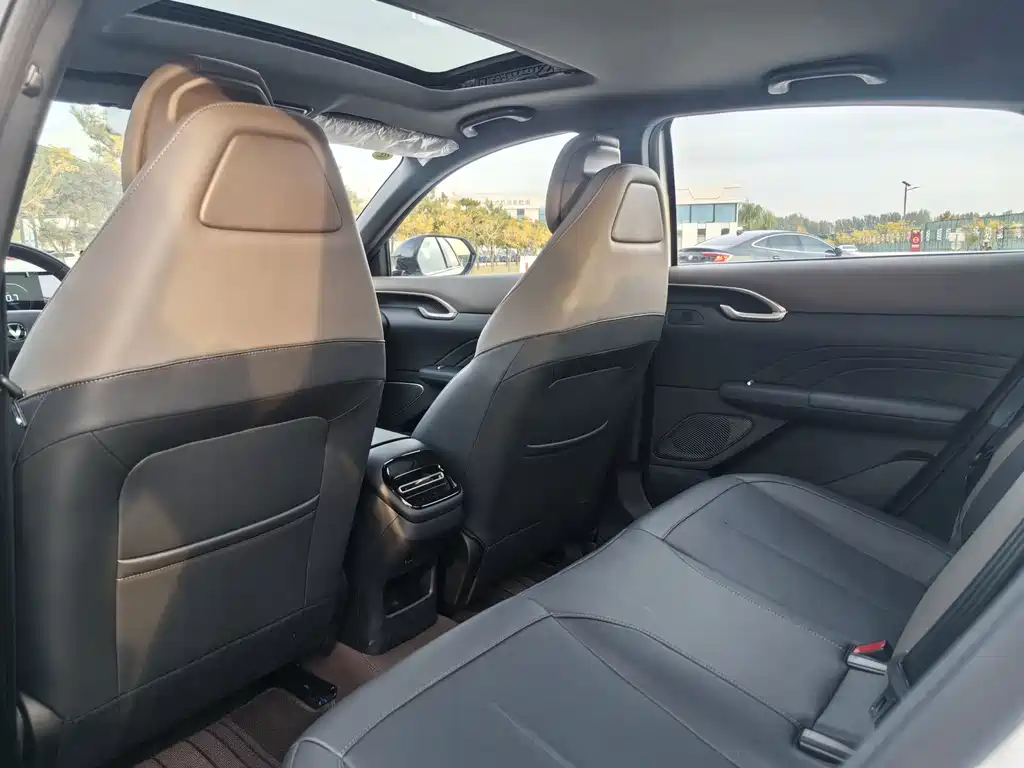 Changan Eado — миниатюра 8