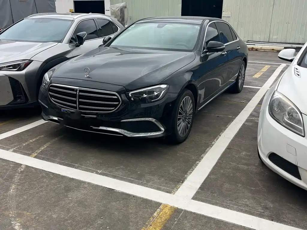 Mercedes-Benz E-Class 2021
