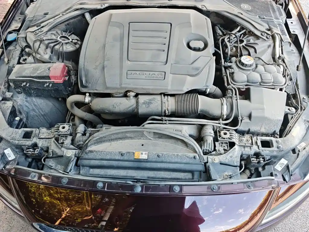 Jaguar XFL — миниатюра 11