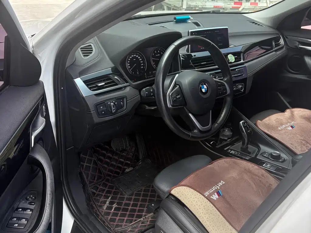 BMW X2 (Import) — миниатюра 3