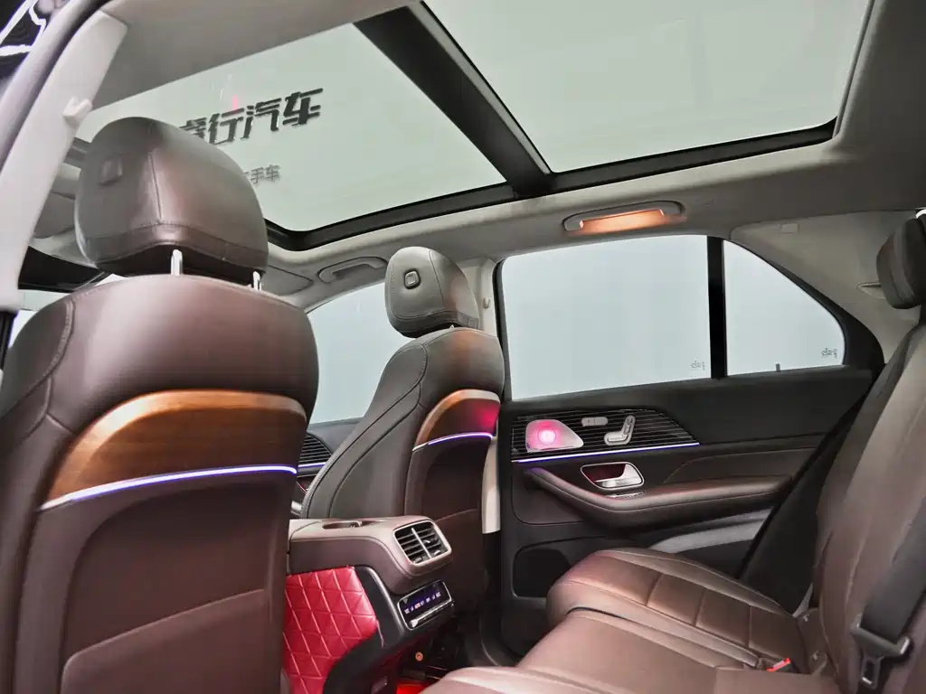 Mercedes-Benz GLE (Import) — миниатюра 14