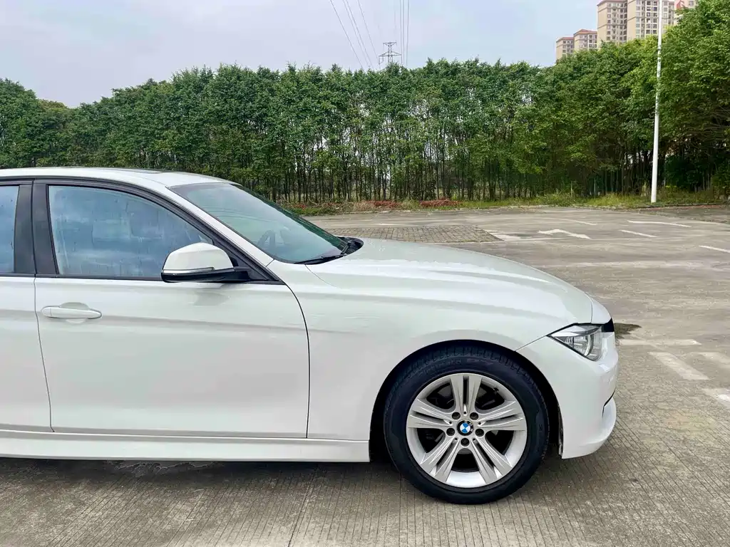 BMW 3 Series — миниатюра 5