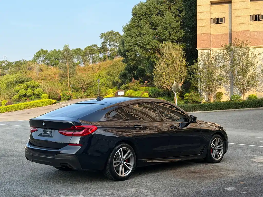BMW 6 Series GT — миниатюра 4