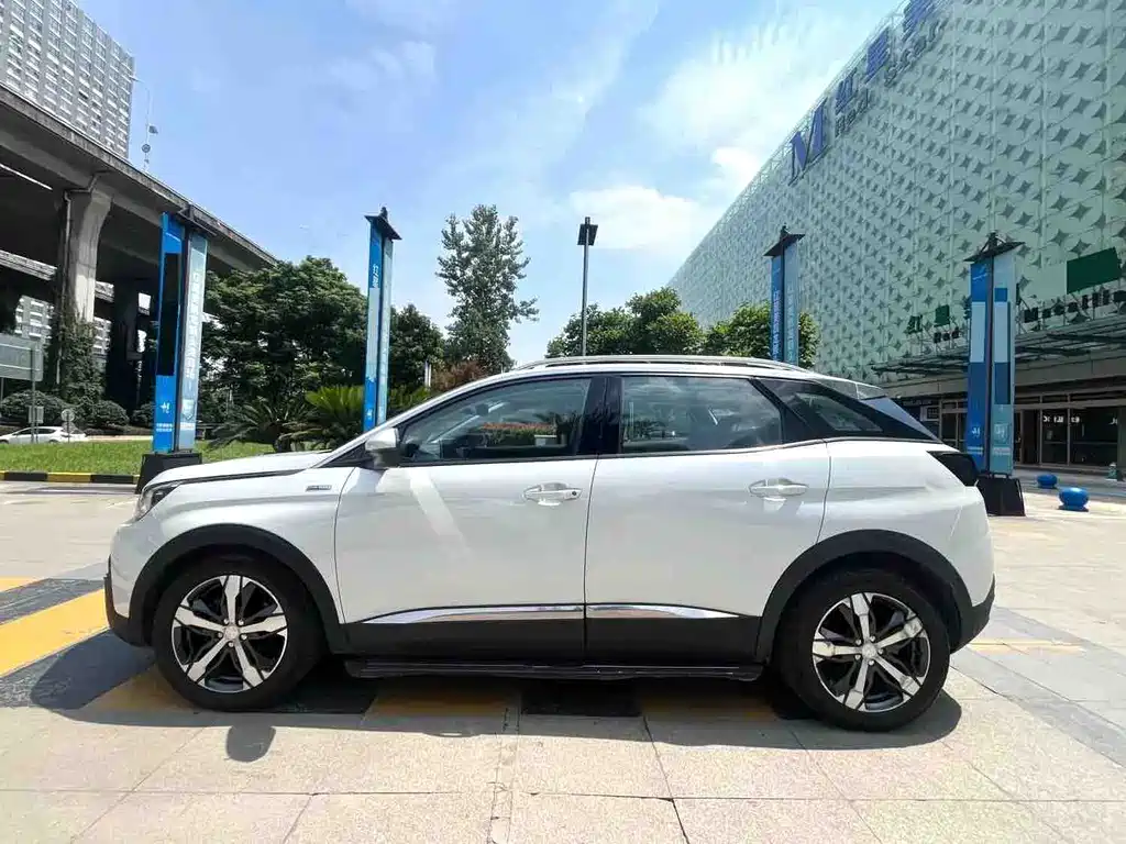 Peugeot 4008 — миниатюра 12