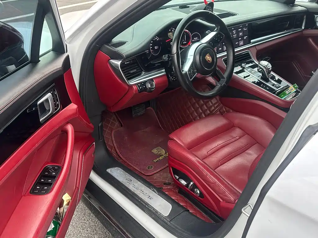 Porsche Panamera — миниатюра 2