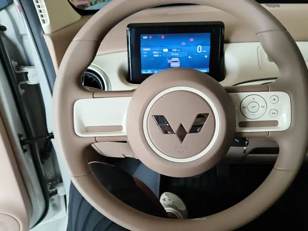Wuling MINIEV — миниатюра 11