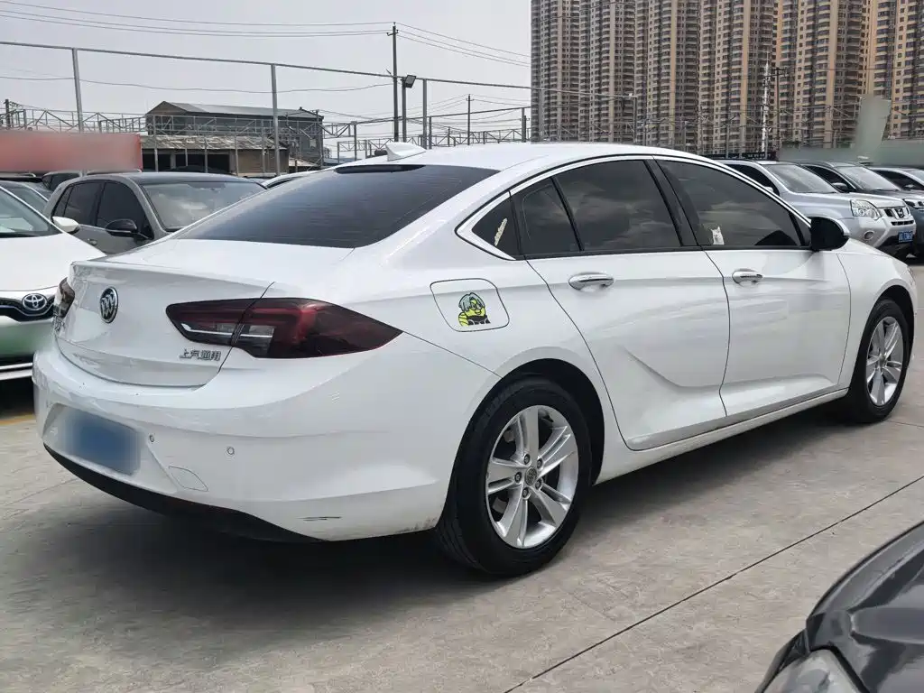 Buick Regal — миниатюра 7