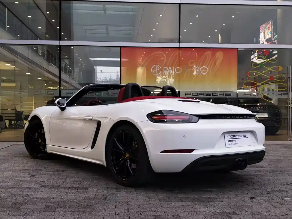 PORSCHE 718