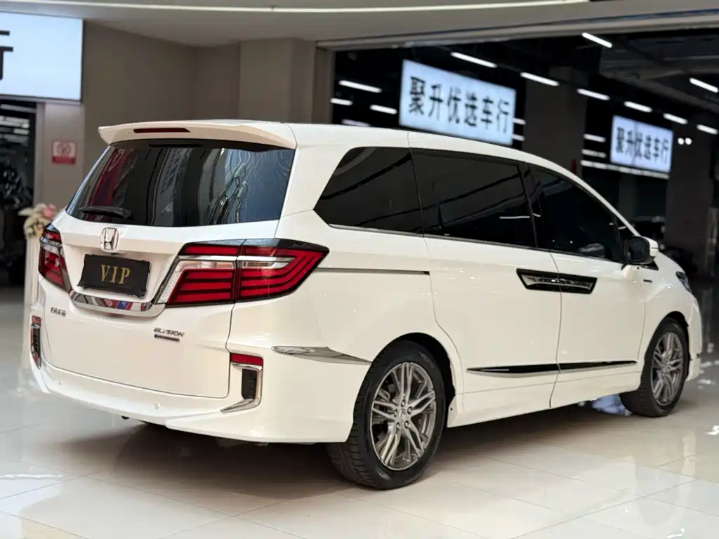 Honda Elysion — миниатюра 9