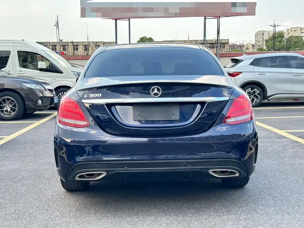 Mercedes-Benz C-Class — миниатюра 4