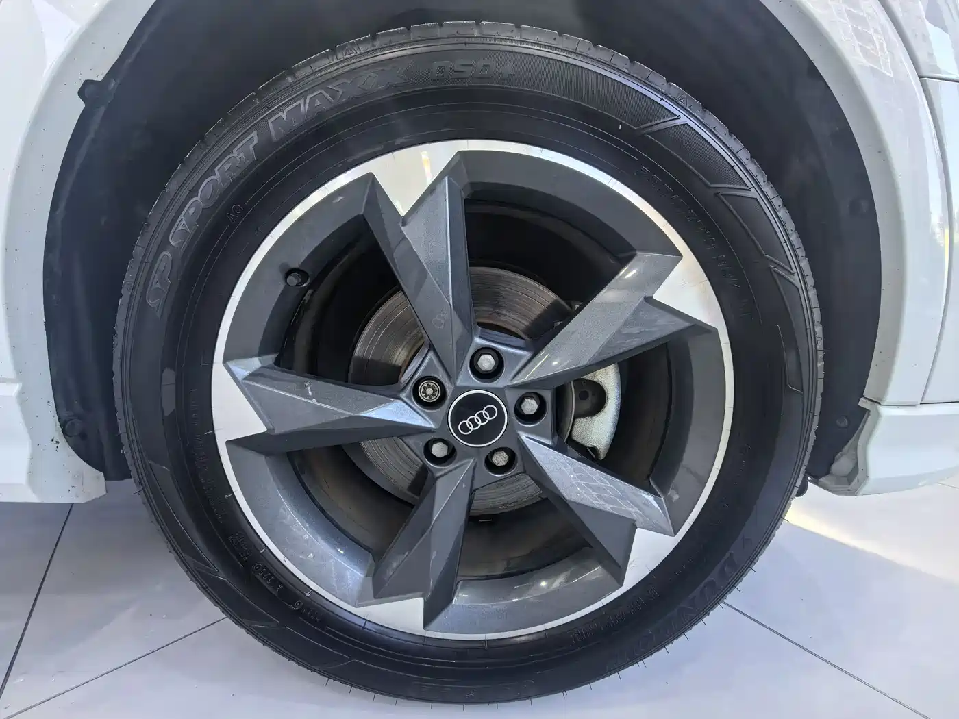 Audi Q3 id 4669296 из Китая 12