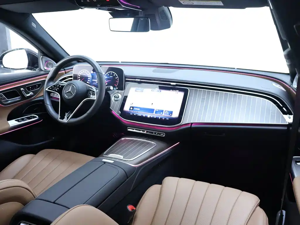 Mercedes-Benz E-Class — миниатюра 20