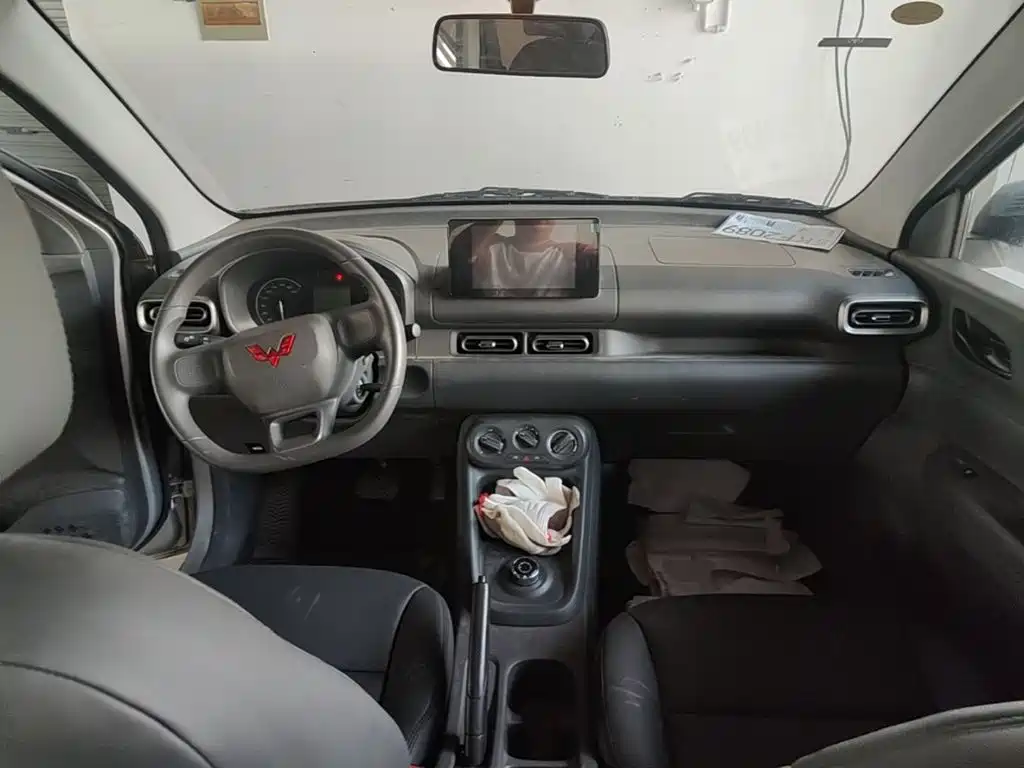 Wuling Hongguang EV — миниатюра 10
