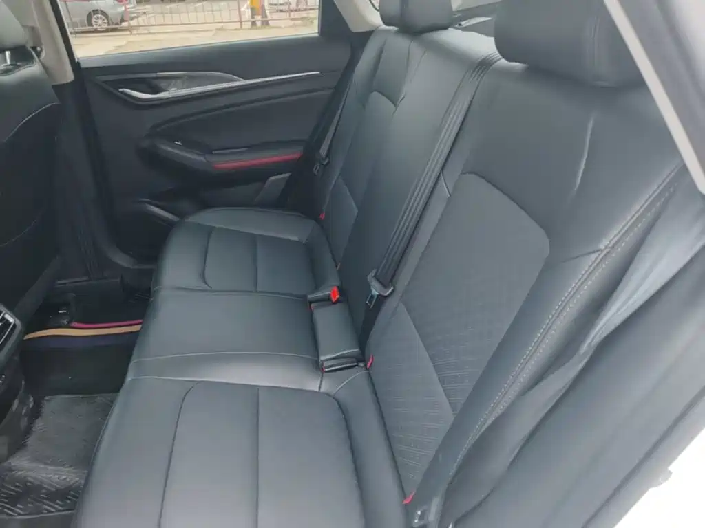 Changan Eado — миниатюра 17