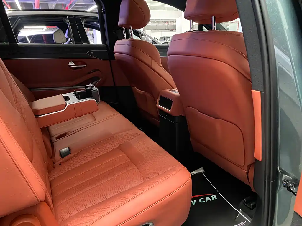 BYD Tang L L 2025 DM 175KM