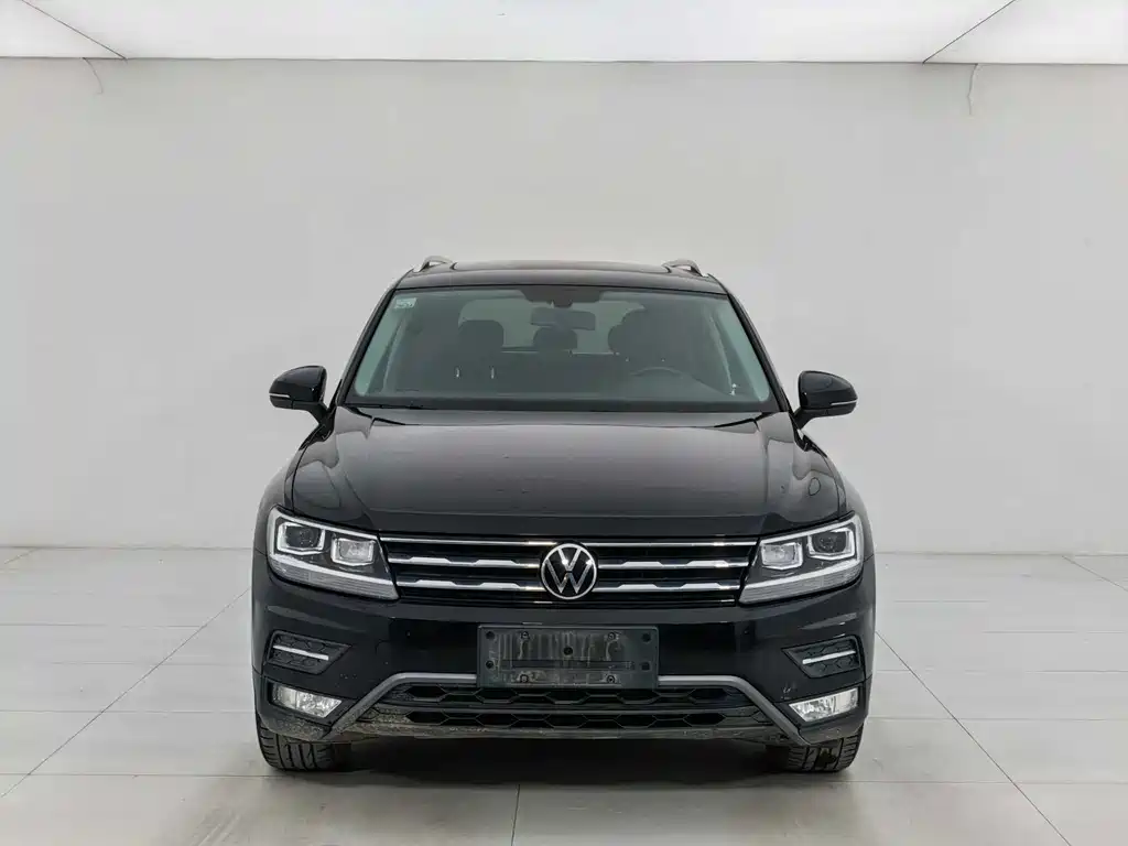Volkswagen Tiguan L L 2021 330TSI AT Smart
