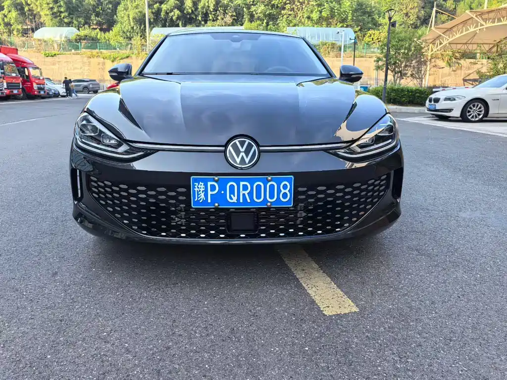 Volkswagen Lamando — миниатюра 2