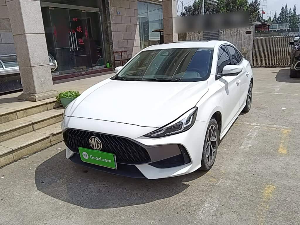 MG MG5 1.5 л 2022 г. Белый, пробег 28600 км