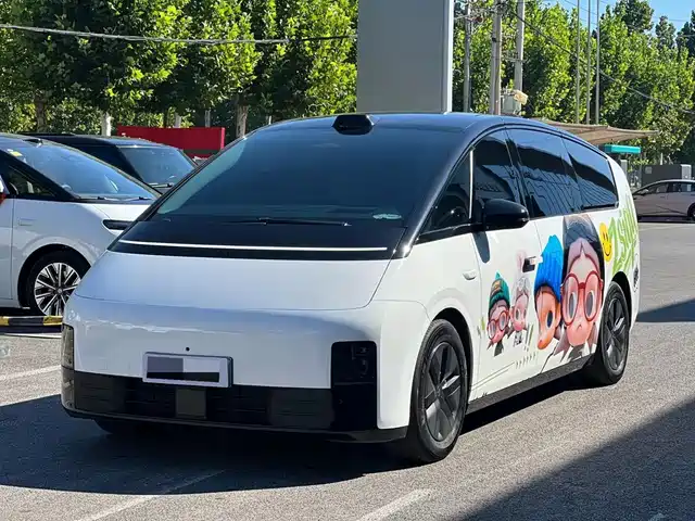 Li Auto MEGA
