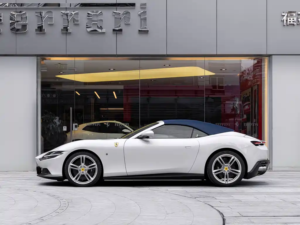 Ferrari Roma — миниатюра 8