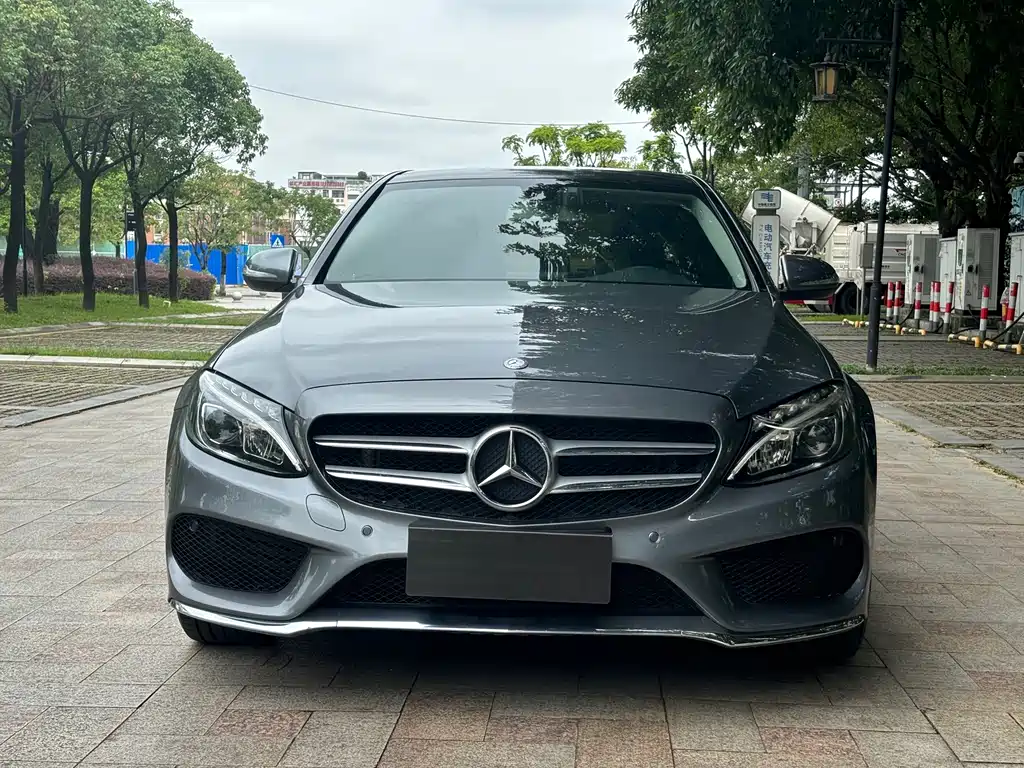 Mercedes-Benz C-Class — миниатюра 2
