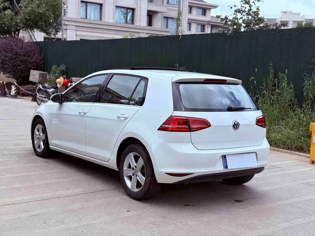 Volkswagen Golf — миниатюра 7