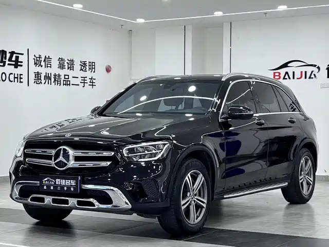 MERCEDES-BENZ GLC