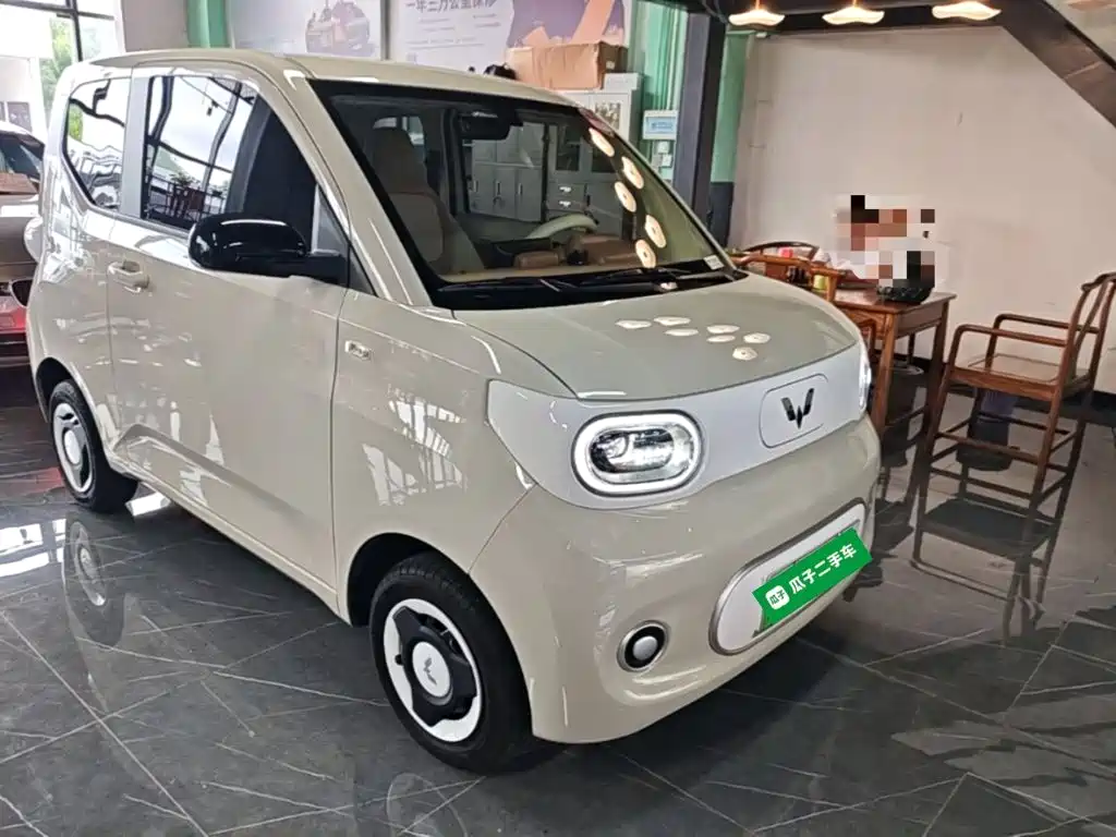 Wuling MINIEV — миниатюра 4