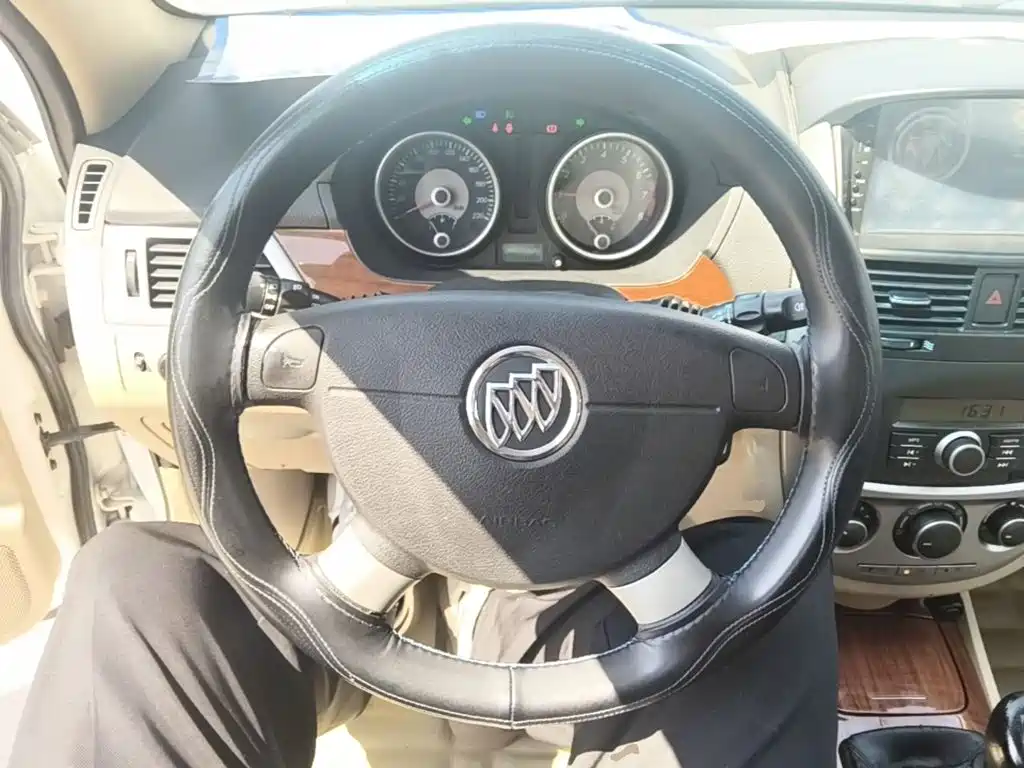 Buick Excelle — миниатюра 11