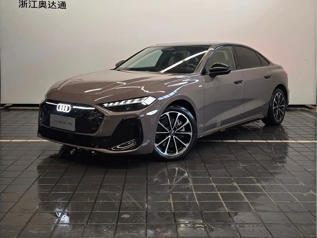 奥迪A5L 2026款 2.0T 运动版 2025