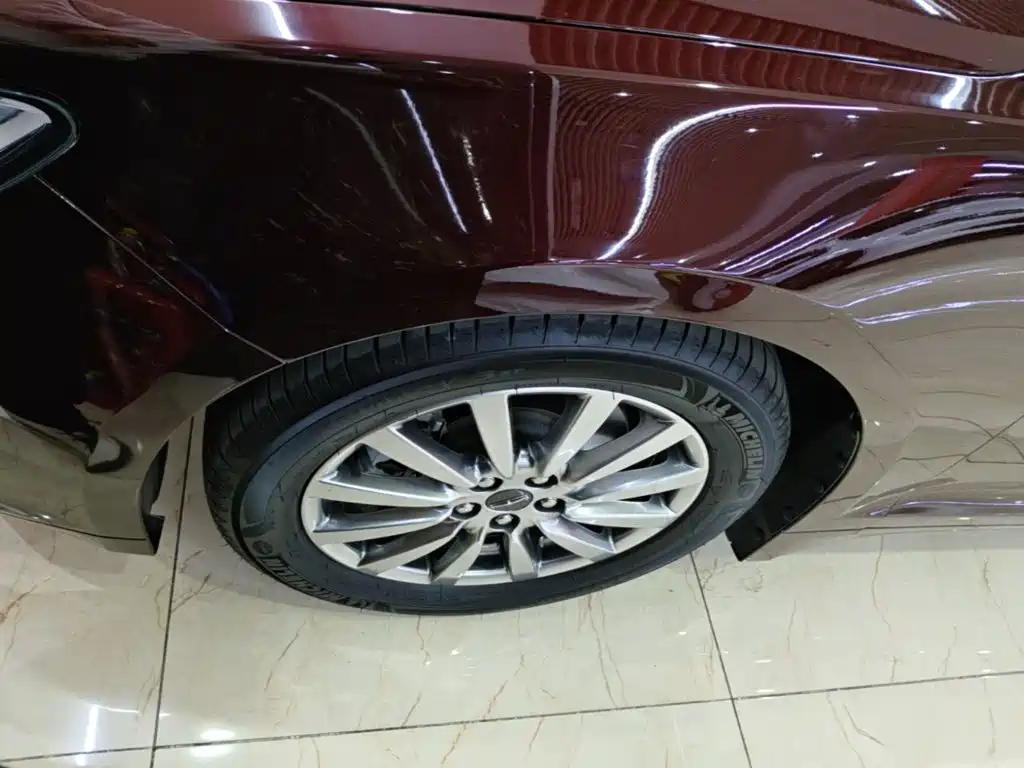 Lincoln MKZ — миниатюра 23