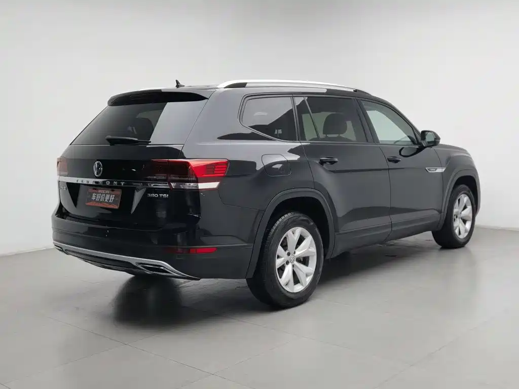 Volkswagen Teramont — миниатюра 2