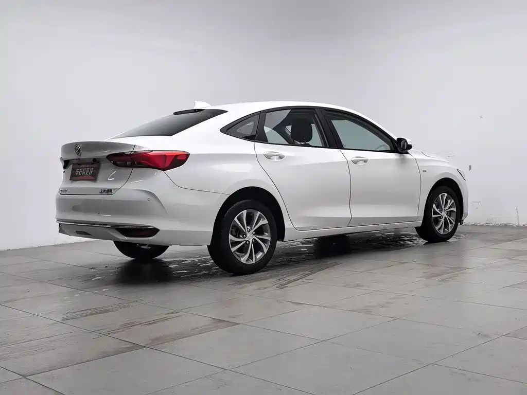 Buick Verano — миниатюра 2